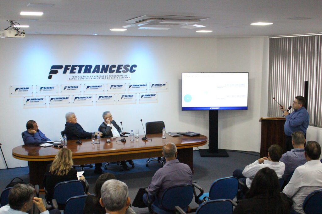 Apresentação da pesquisa sobre o contrato de concessão da Arteris. Lançamento do Observatório. Foto: Bruna Bernardes / 10/12/2024